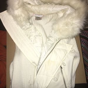White fur hood coat
